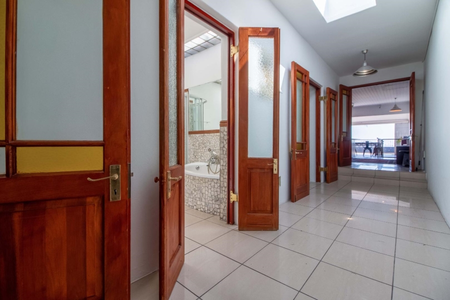 3 Bedroom Property for Sale in Zonnebloem Western Cape